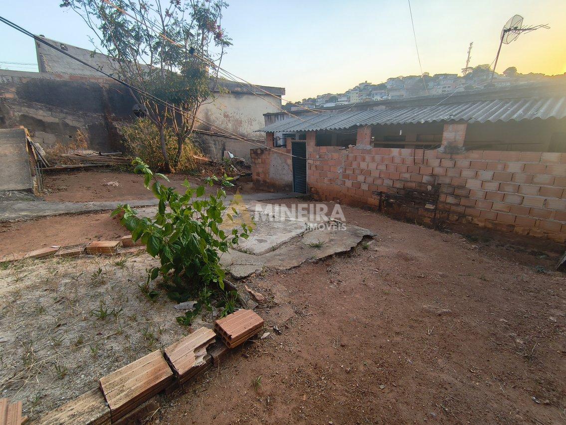 Terreno com 2 quartos, sala, banheiro, cozinha e varanda - Bairro Palmeiras/BH Rua Marcos Coelho Neto Belo Horizonte - 