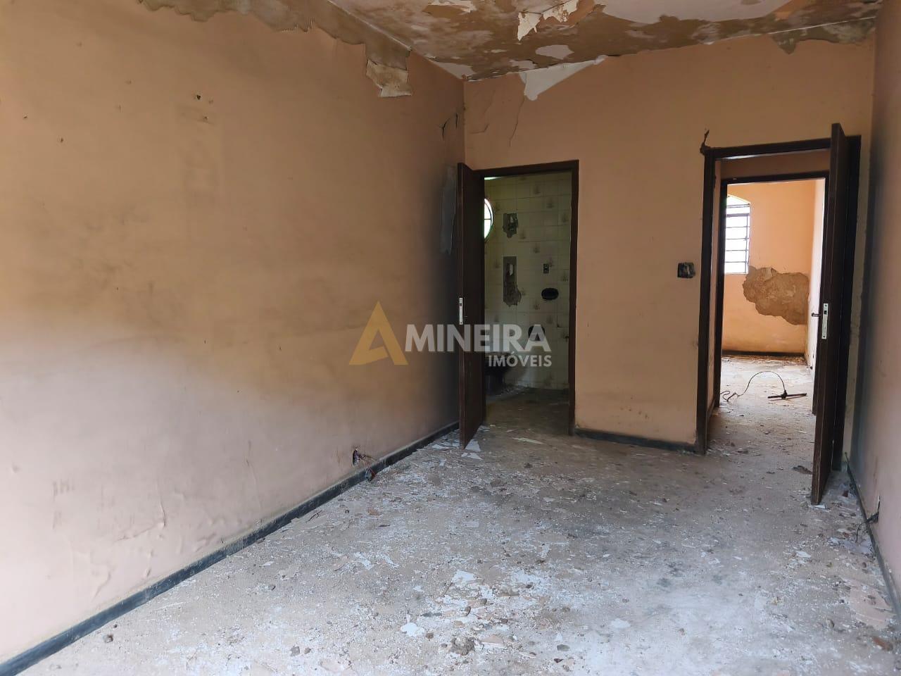 Casa 360 mt&sup2; - R$ 400 Mil Rua Dona Maria Diniz Ferreira Belo Horizonte - 