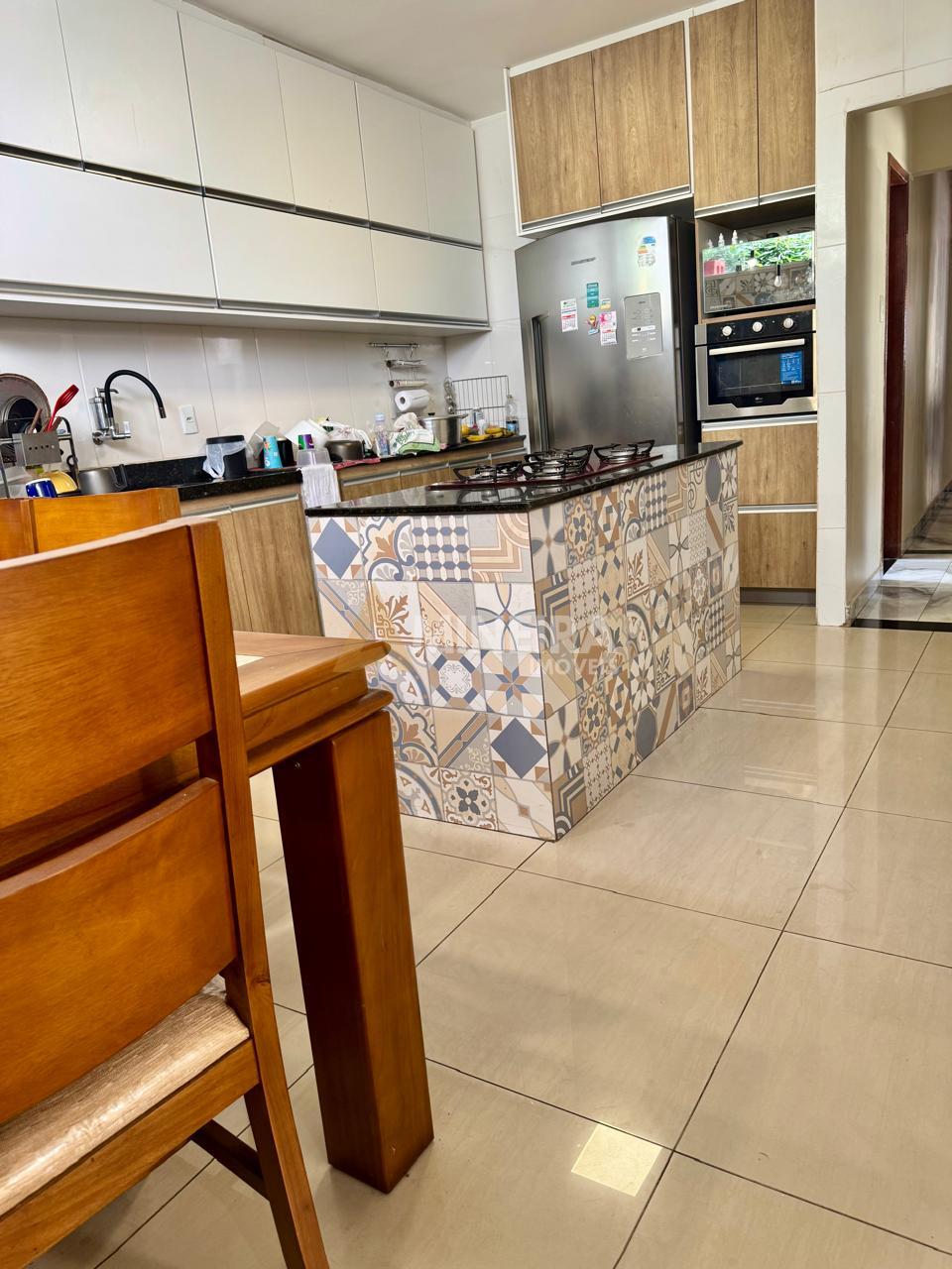 Casa com 3 quartos e 3 banheiros a venda, 200mt&sup2;, no Bairro Salgado Filho/BH Rua José de Araújo Fernandes Belo Horizonte - 