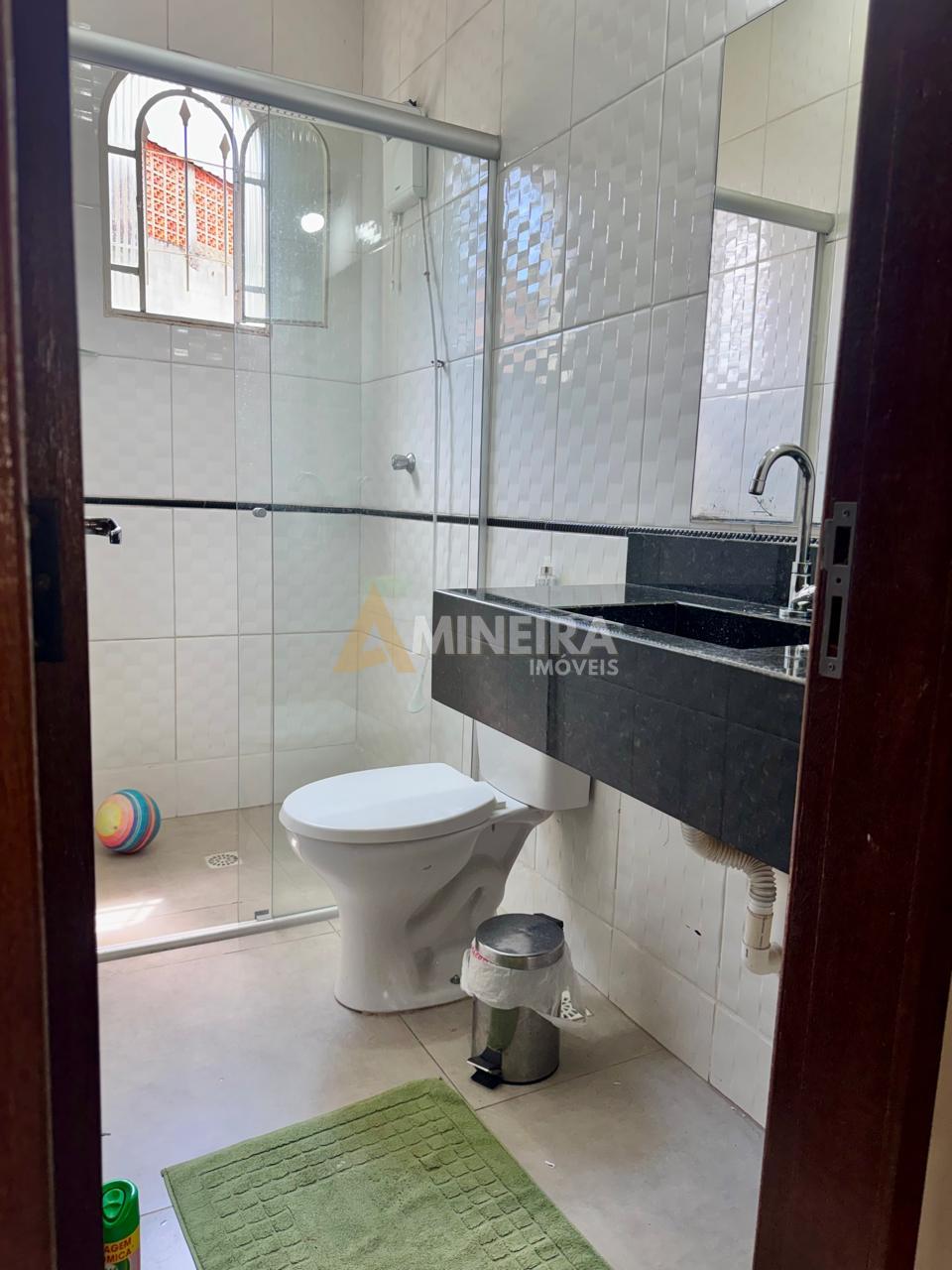 Casa com 3 quartos e 3 banheiros a venda, 200mt&sup2;, no Bairro Salgado Filho/BH Rua José de Araújo Fernandes Belo Horizonte - 