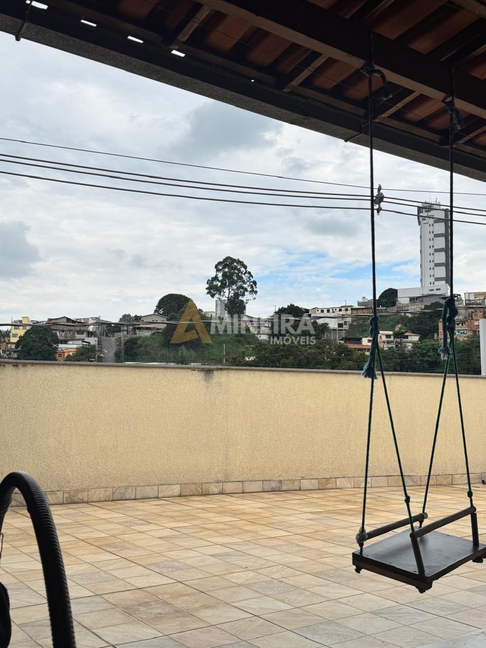 Casa com 3 quartos e 3 banheiros a venda, 200mt&sup2;, no Bairro Salgado Filho/BH Rua José de Araújo Fernandes Belo Horizonte - 