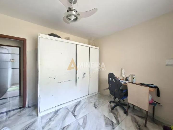 Casa com 3 quartos e 3 banheiros a venda, 200mt&sup2;, no Bairro Salgado Filho/BH Rua José de Araújo Fernandes Belo Horizonte - 