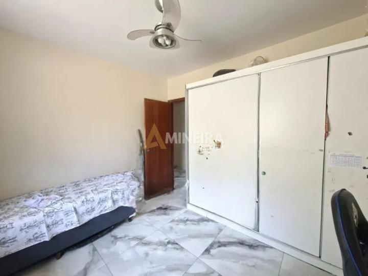 Casa com 3 quartos e 3 banheiros a venda, 200mt&sup2;, no Bairro Salgado Filho/BH Rua José de Araújo Fernandes Belo Horizonte - 