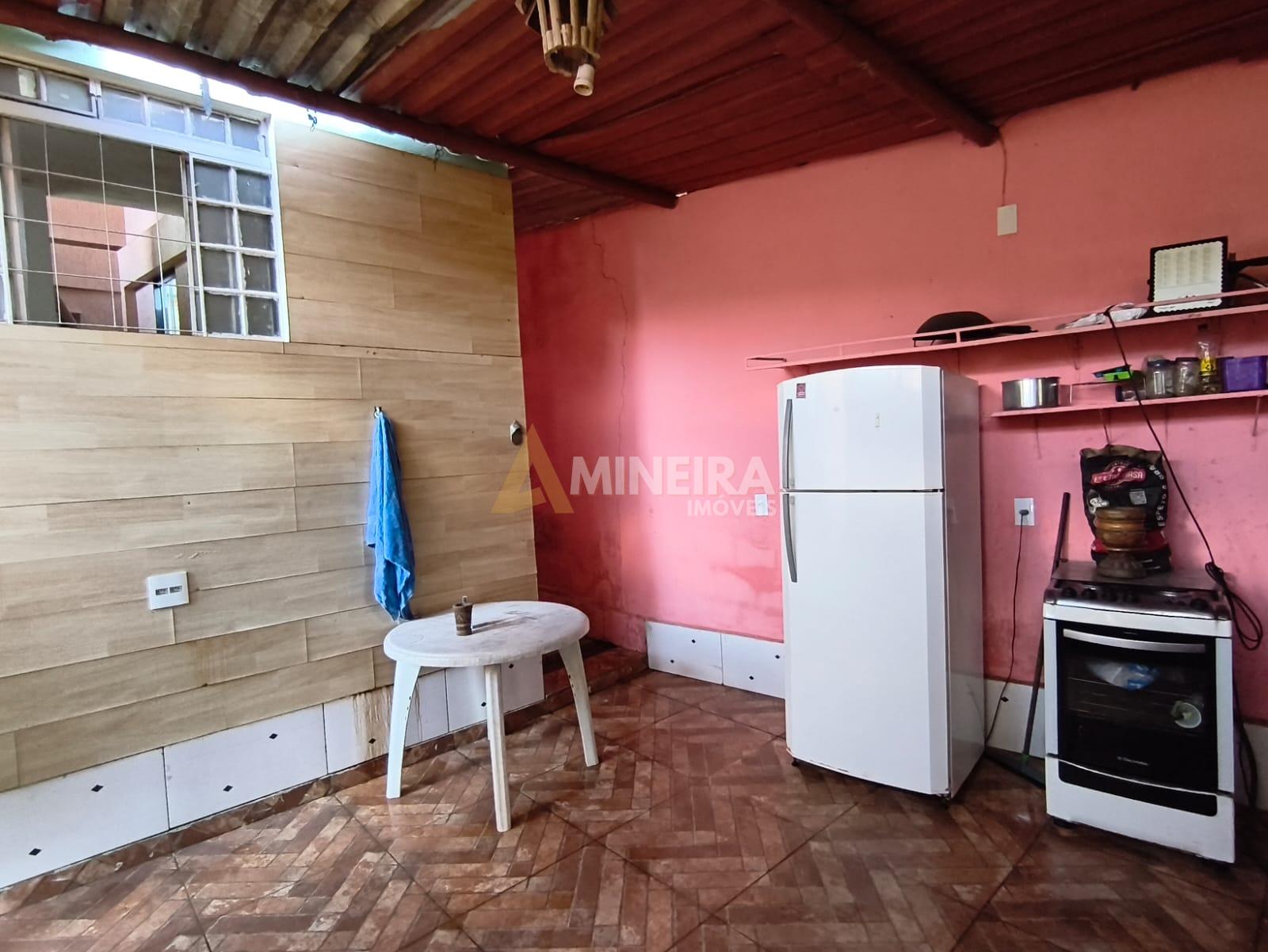 Casa a Venda 2 quartos, 100m&sup2;,  2 vagas de garagem, Bairro Hava&iacute;/BH Rua José Cambraia do Nascimento Belo Horizonte - 