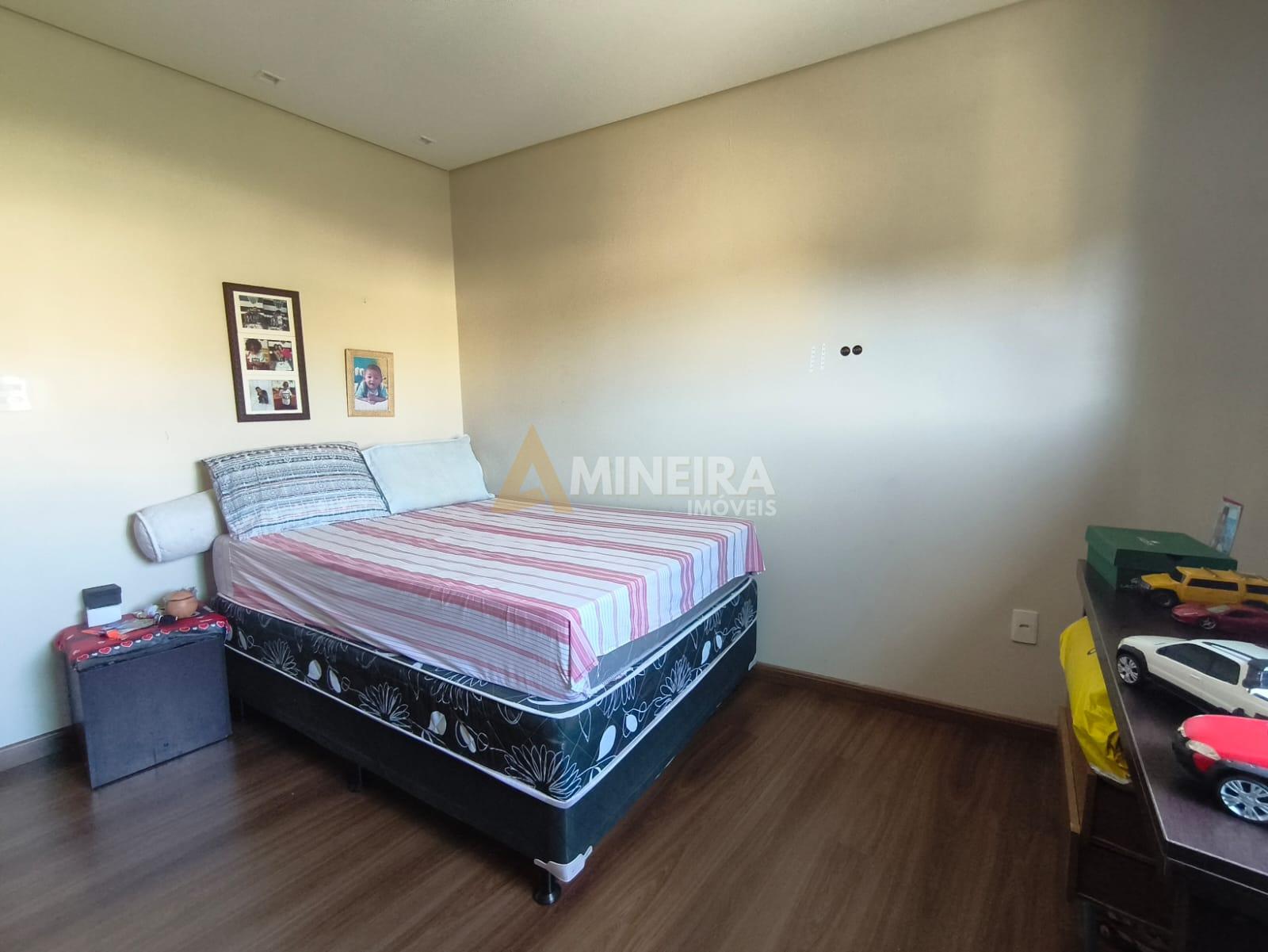 Casa a Venda 2 quartos, 100m&sup2;,  2 vagas de garagem, Bairro Hava&iacute;/BH Rua José Cambraia do Nascimento Belo Horizonte - 