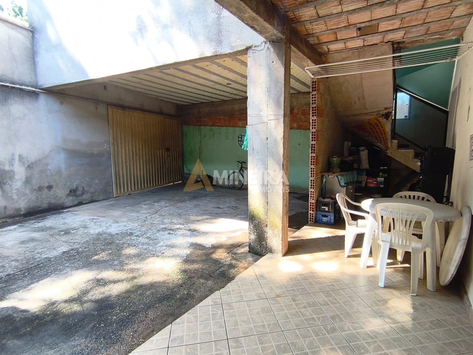 Casa a Venda 2 quartos, 100m&sup2;,  2 vagas de garagem, Bairro Hava&iacute;/BH Rua José Cambraia do Nascimento Belo Horizonte - 