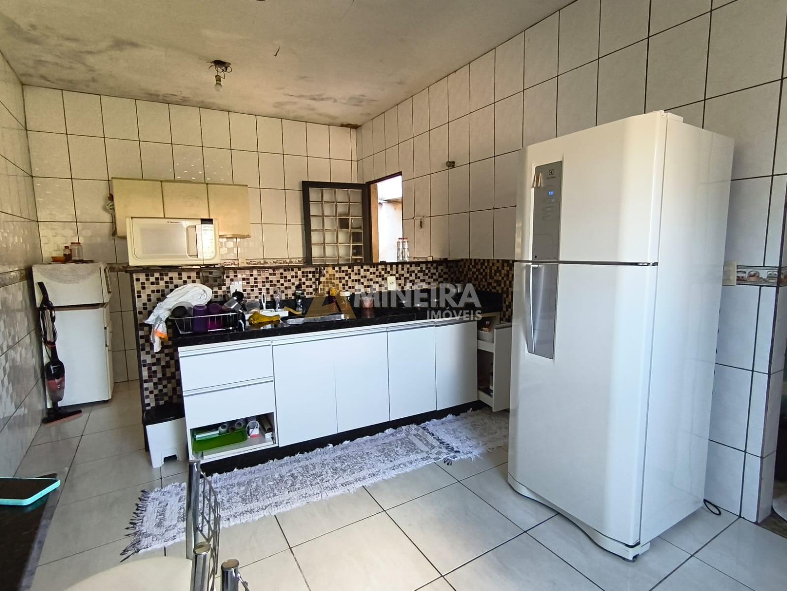 Casa a Venda 2 quartos, 100m&sup2;,  2 vagas de garagem, Bairro Hava&iacute;/BH Rua José Cambraia do Nascimento Belo Horizonte - 