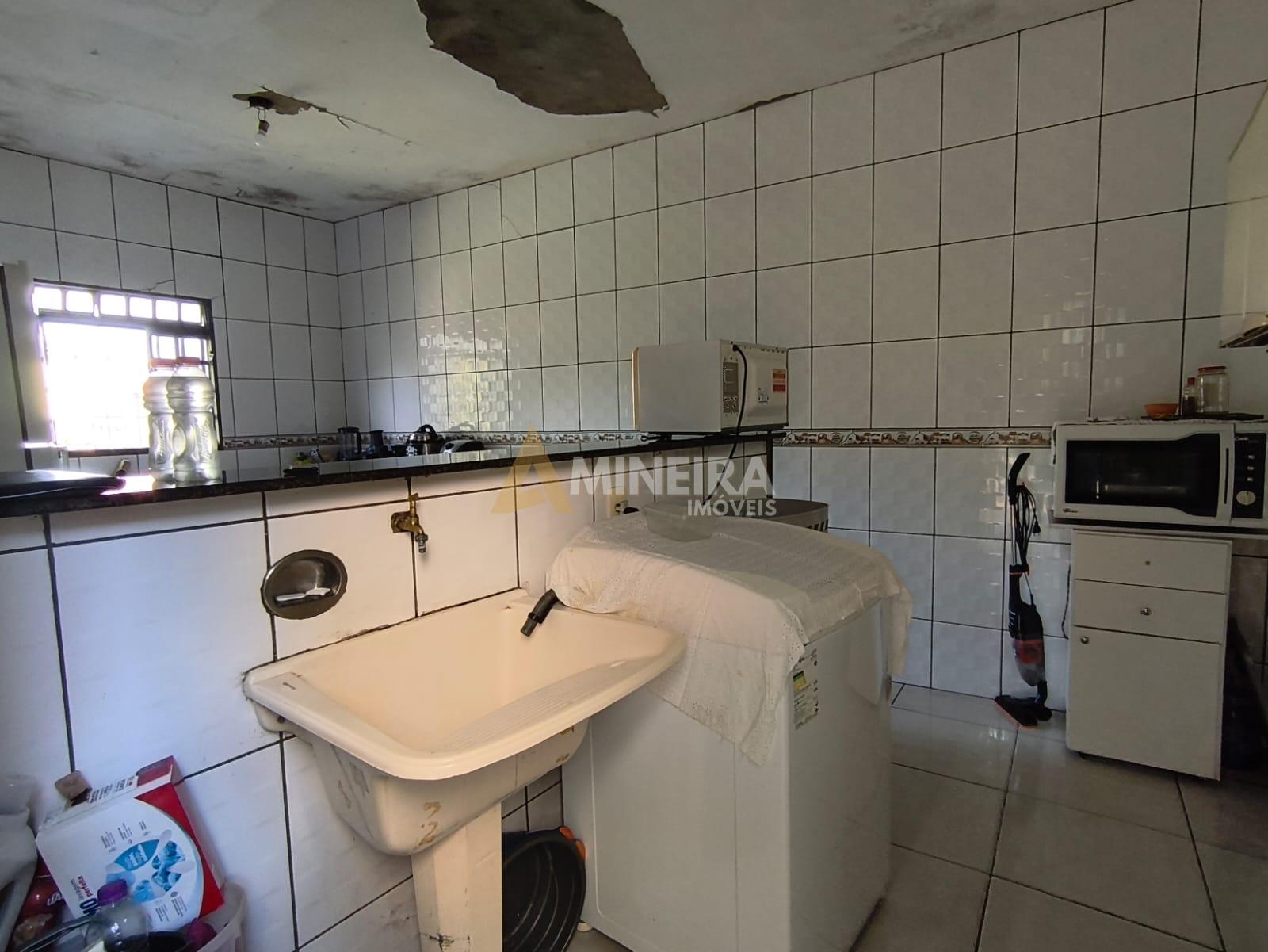 Casa a Venda 2 quartos, 100m&sup2;,  2 vagas de garagem, Bairro Hava&iacute;/BH Rua José Cambraia do Nascimento Belo Horizonte - 