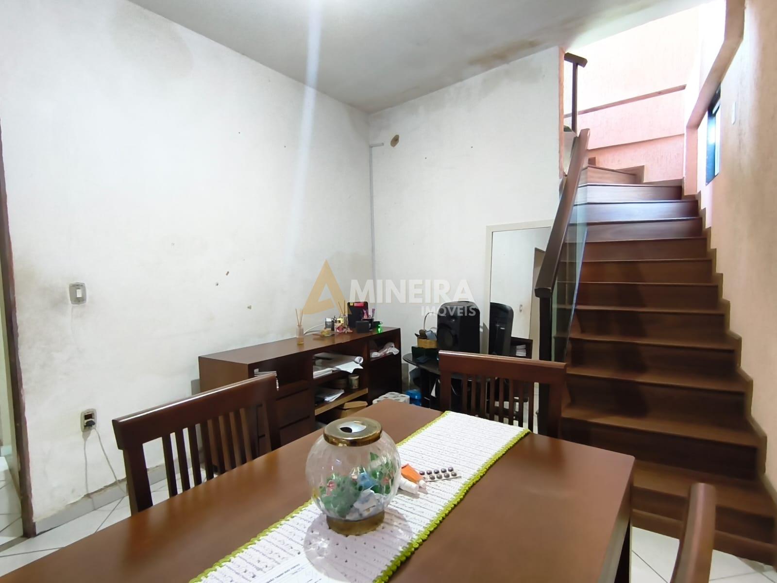 Casa a Venda 2 quartos, 100m&sup2;,  2 vagas de garagem, Bairro Hava&iacute;/BH Rua José Cambraia do Nascimento Belo Horizonte - 