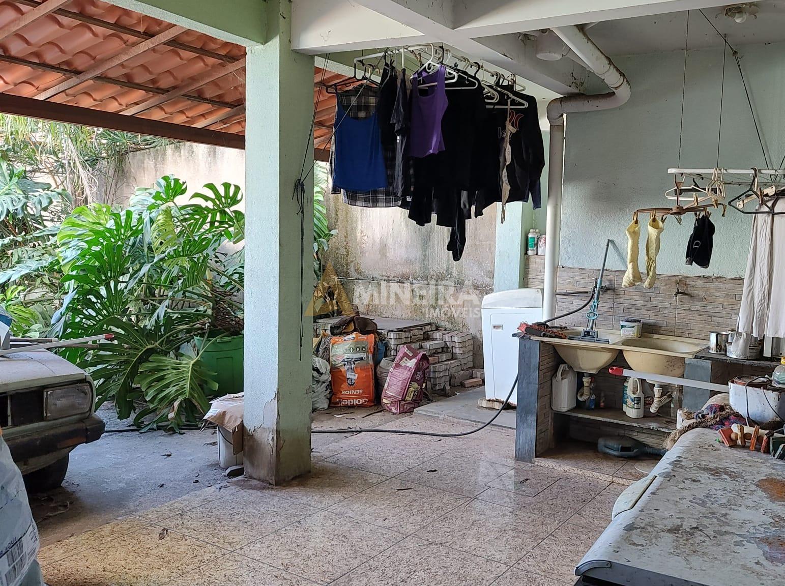 Casa a Venda 2 Quartos e 1 semi suite, 1 banheiro, 232 m&sup2;, Bairro Hava&iacute;/BH Rua Jamil Farah Belo Horizonte - 