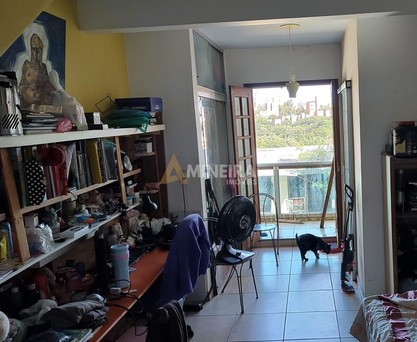 Casa a Venda 2 Quartos e 1 semi suite, 1 banheiro, 232 m&sup2;, Bairro Hava&iacute;/BH Rua Jamil Farah Belo Horizonte - 