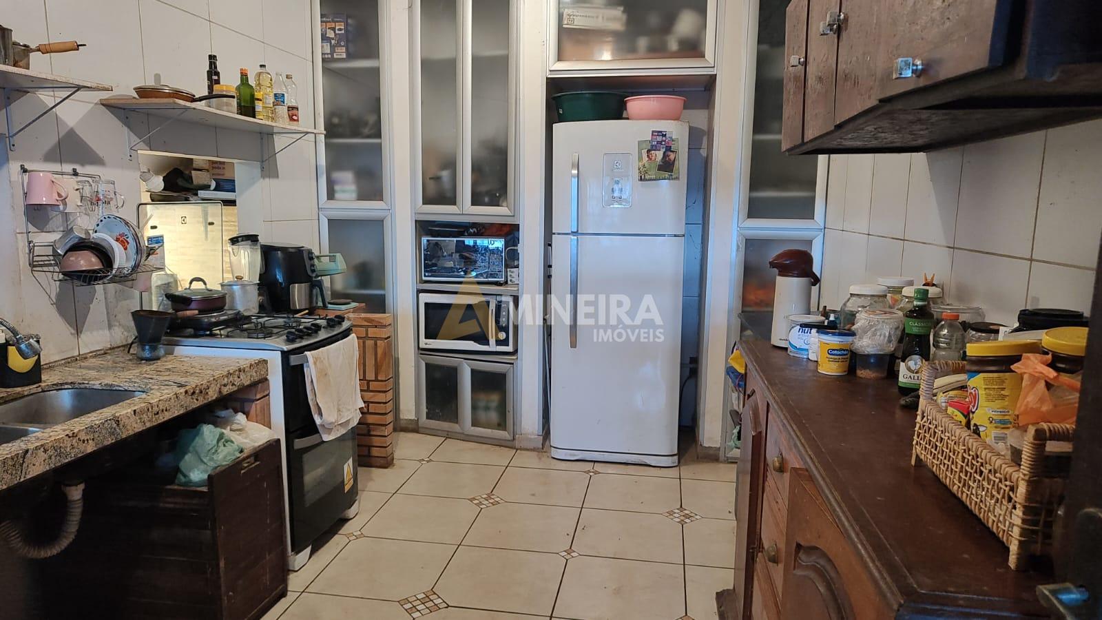 Casa a Venda 2 Quartos e 1 semi suite, 1 banheiro, 232 m&sup2;, Bairro Hava&iacute;/BH Rua Jamil Farah Belo Horizonte - 