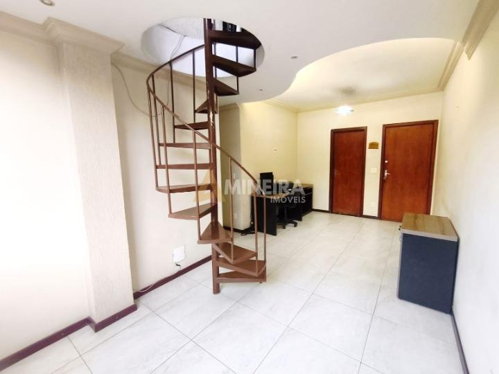 Cobertura a venda 3 quartos - 130mt&sup2;- Bairro Palmeiras/BH Avenida Dom João VI Belo Horizonte - 