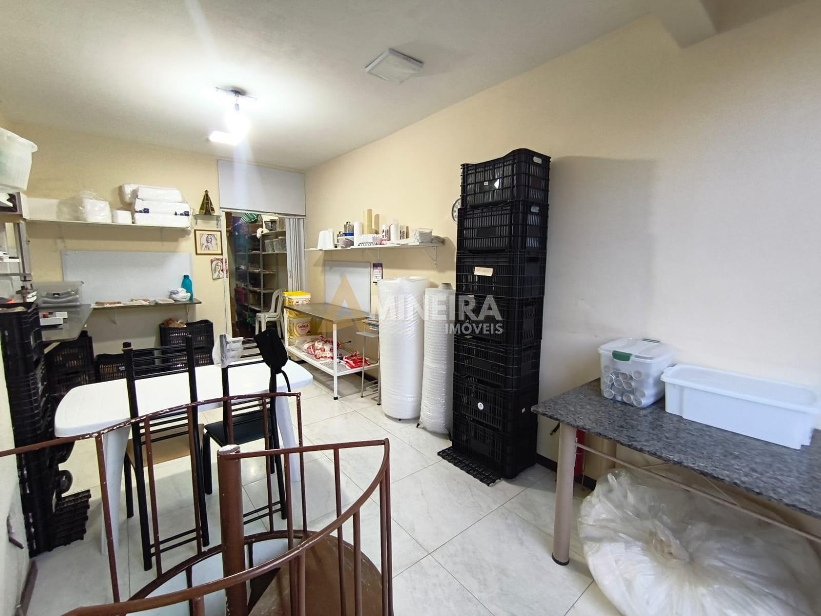 Cobertura a venda 3 quartos - 130mt&sup2;- Bairro Palmeiras/BH Avenida Dom João VI Belo Horizonte - 