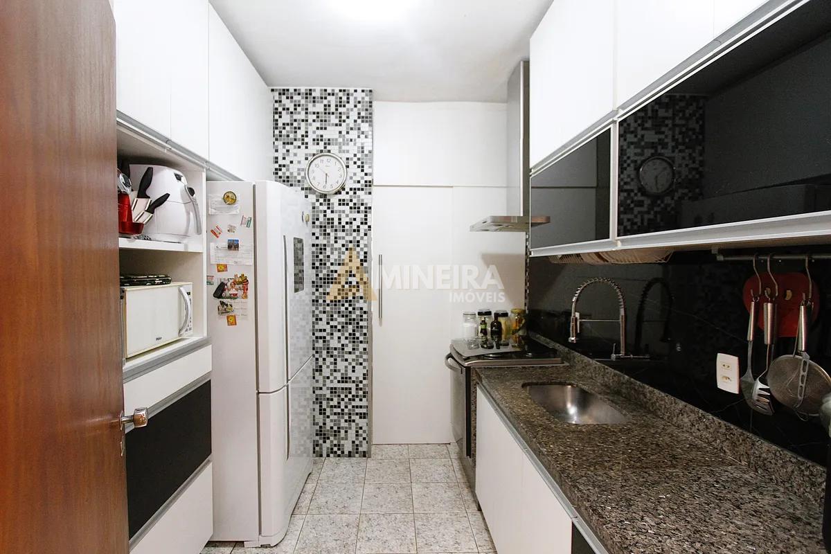 Apartamento com 3 Quartos, &aacute;rea privativa, &agrave; Venda por R$498.000 Bairro Hava&iacute;/BH  Belo Horizonte - 