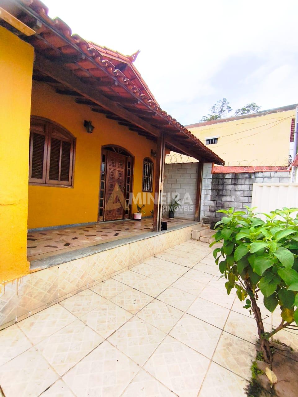 Casa a venda com 3 quartos 1 banheiros, 261m&sup2; Bairro Salgado Filho/BH Rua Camanducaia Belo Horizonte - 