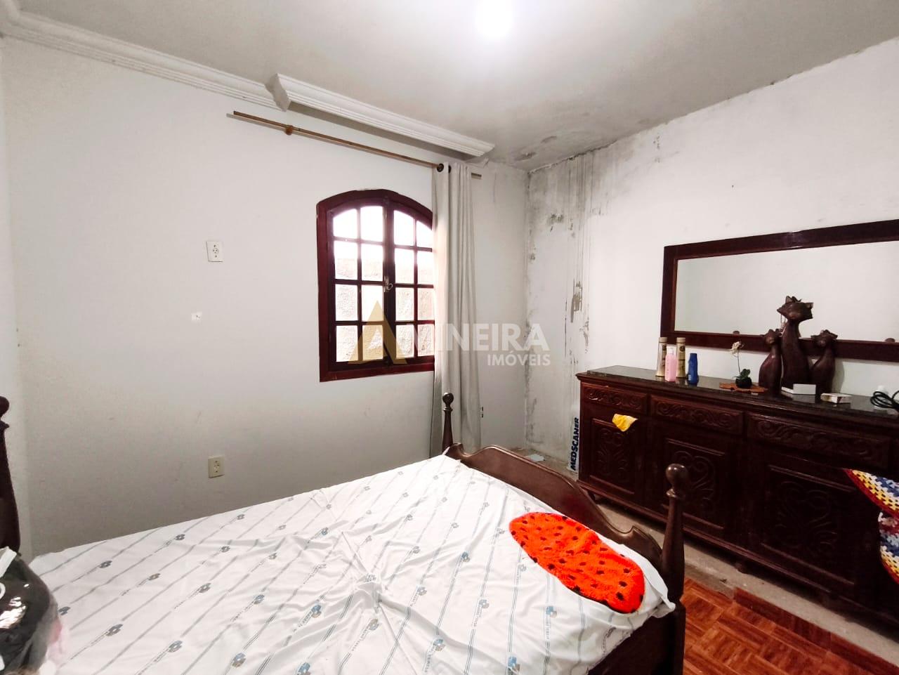 Casa 4 quartos, com mais 3 casas - Hava&iacute;/BH Rua Papoula Vermelha Belo Horizonte - 