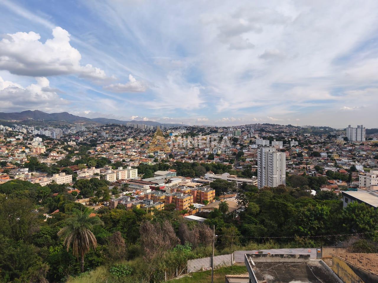 Casa 4 quartos, com mais 3 casas - Hava&iacute;/BH Rua Papoula Vermelha Belo Horizonte - 