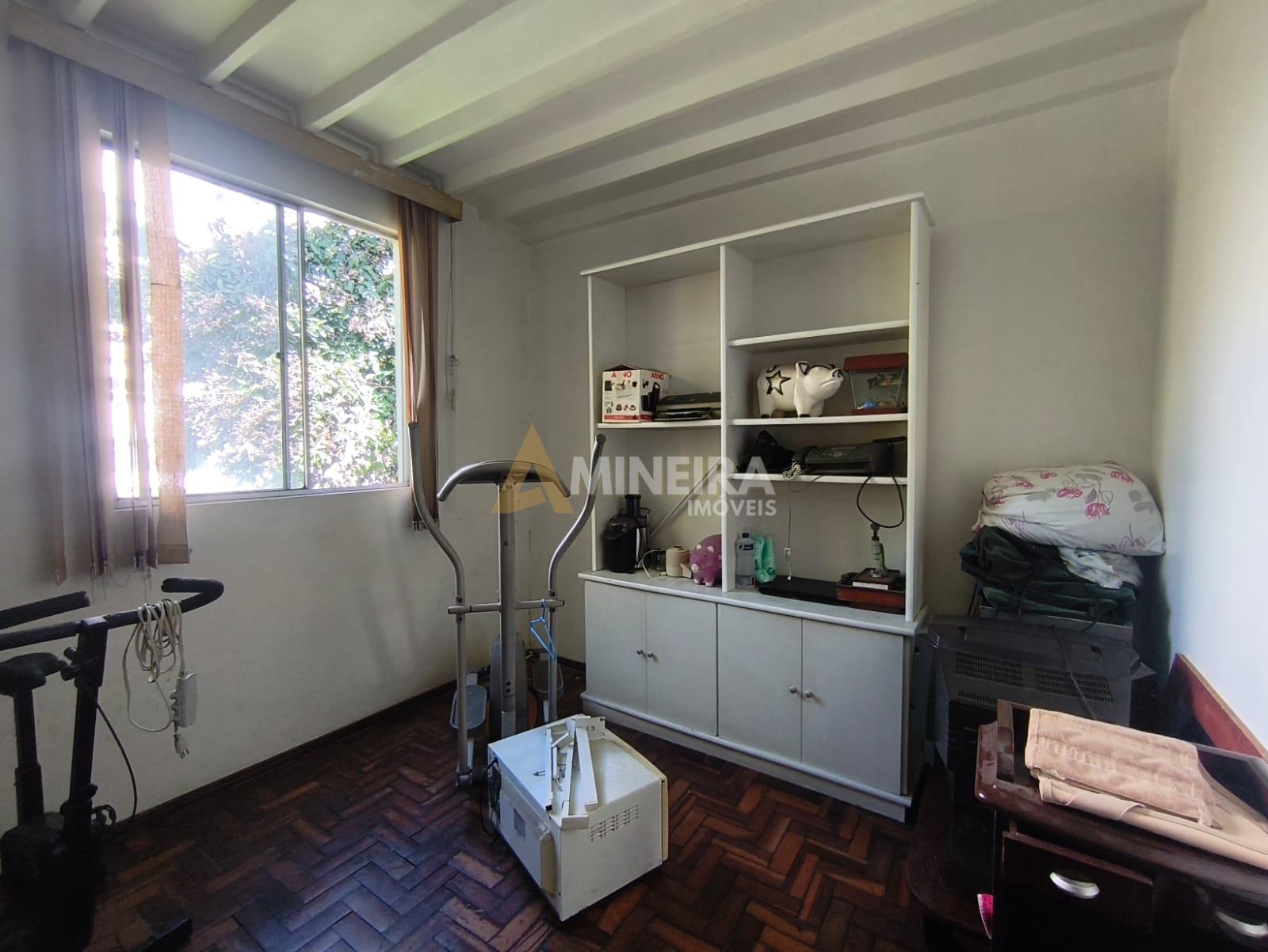 Apartamento para alugar, 3 quartos, &aacute;rea de servi&ccedil;o e 1 vaga, Bairro Hava&iacute;/BH Rua Maria Beatriz Belo Horizonte - 