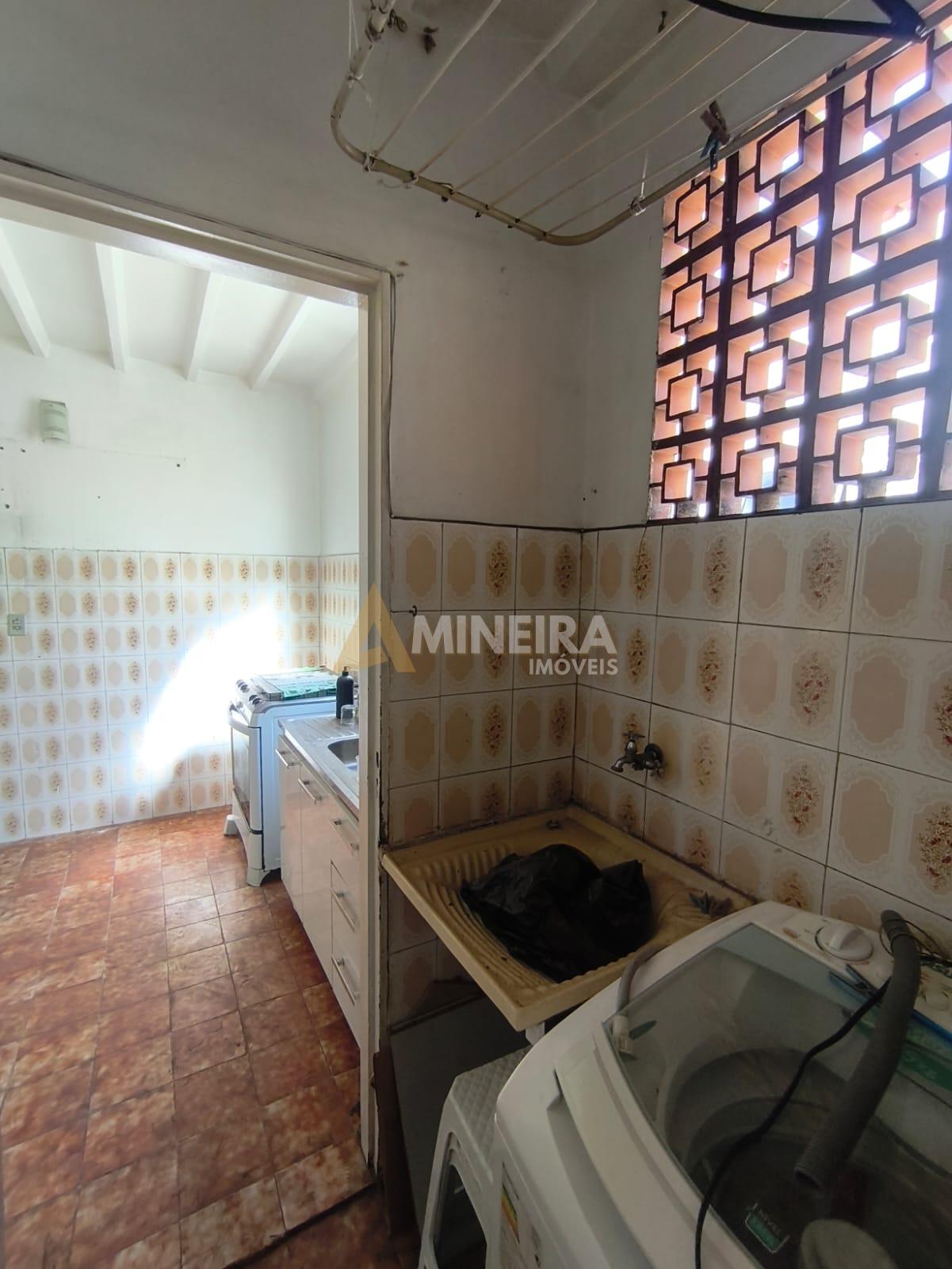 Apartamento para alugar, 3 quartos, &aacute;rea de servi&ccedil;o e 1 vaga, Bairro Hava&iacute;/BH Rua Maria Beatriz Belo Horizonte - 