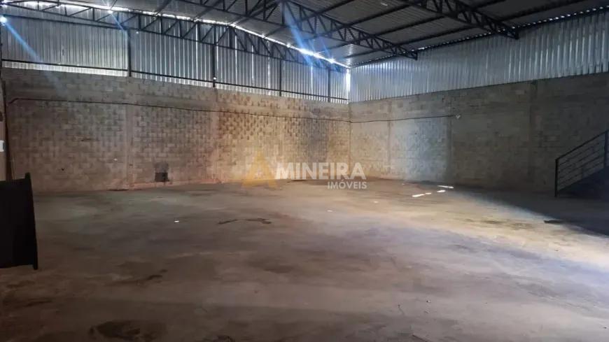 Galp&atilde;o para alugar 320mt&sup2; no Bairro das Industrias Rua José Pinto do Nascimento Belo Horizonte - 