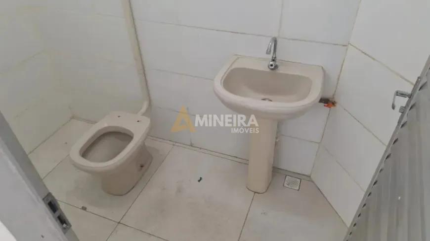 Galp&atilde;o para alugar 320mt&sup2; no Bairro das Industrias Rua José Pinto do Nascimento Belo Horizonte - 
