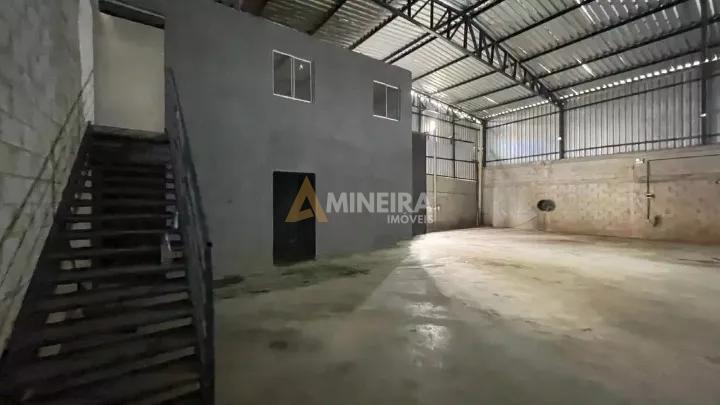 Galp&atilde;o para alugar 320mt&sup2; no Bairro das Industrias Rua José Pinto do Nascimento Belo Horizonte - 