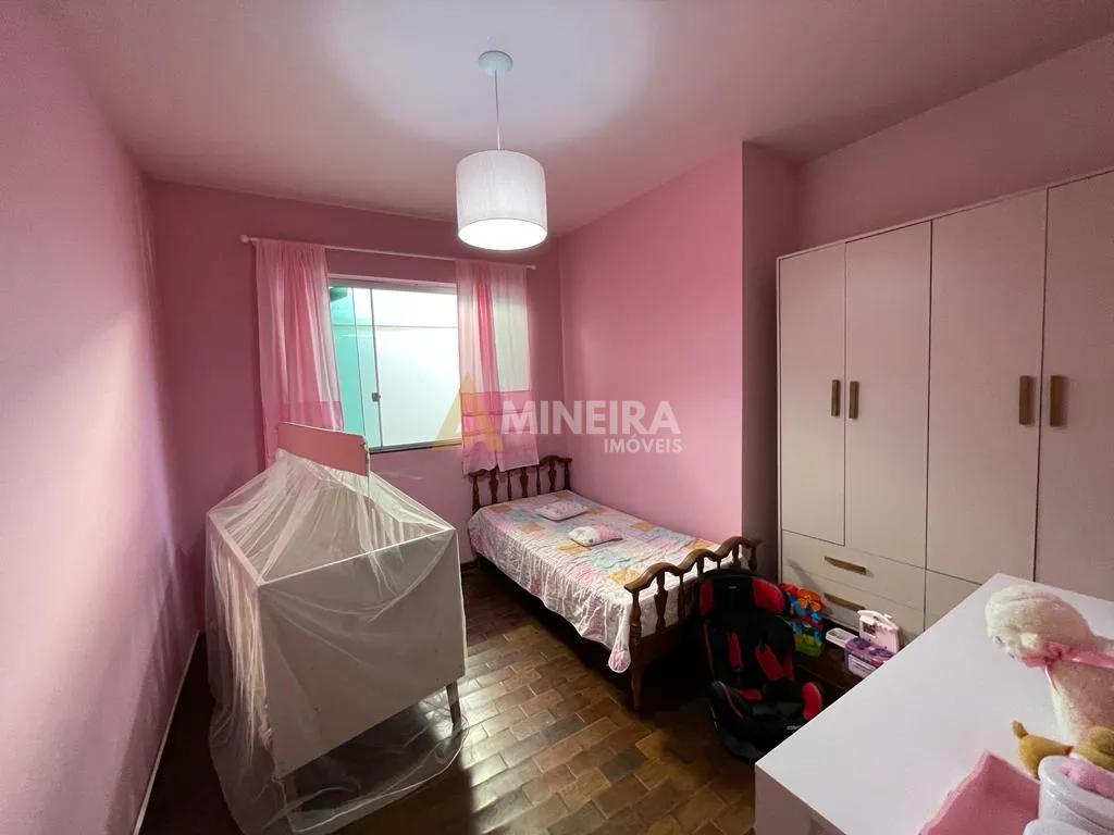 Casa para alugar 3 quartos, sendo 2 su&iacute;tes - 240mt&sup2;- Bairro Bet&acirc;nia/BH Rua Brás Píres Belo Horizonte - 
