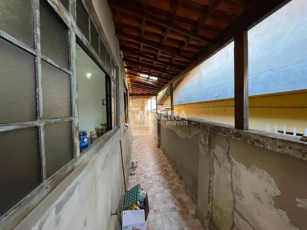 Casa para alugar 3 quartos, sendo 2 su&iacute;tes - 240mt&sup2;- Bairro Bet&acirc;nia/BH Rua Brás Píres Belo Horizonte - 