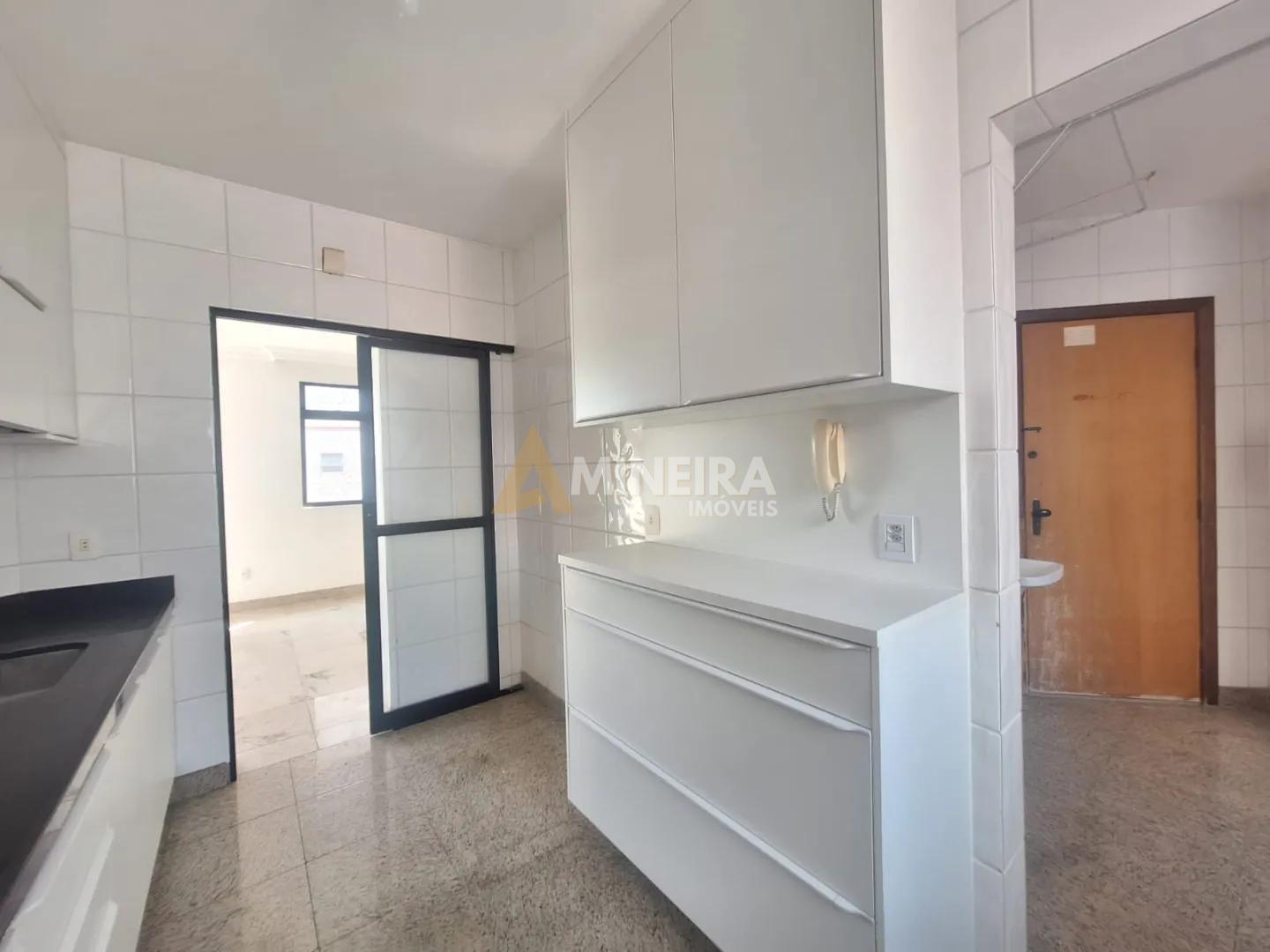 Cobertura para aluguel, 3 quartos, 2 su&iacute;tes, 2 vagas, Buritis/Belo Horizonte Rua Tereza Mota Valadares Belo Horizonte - 