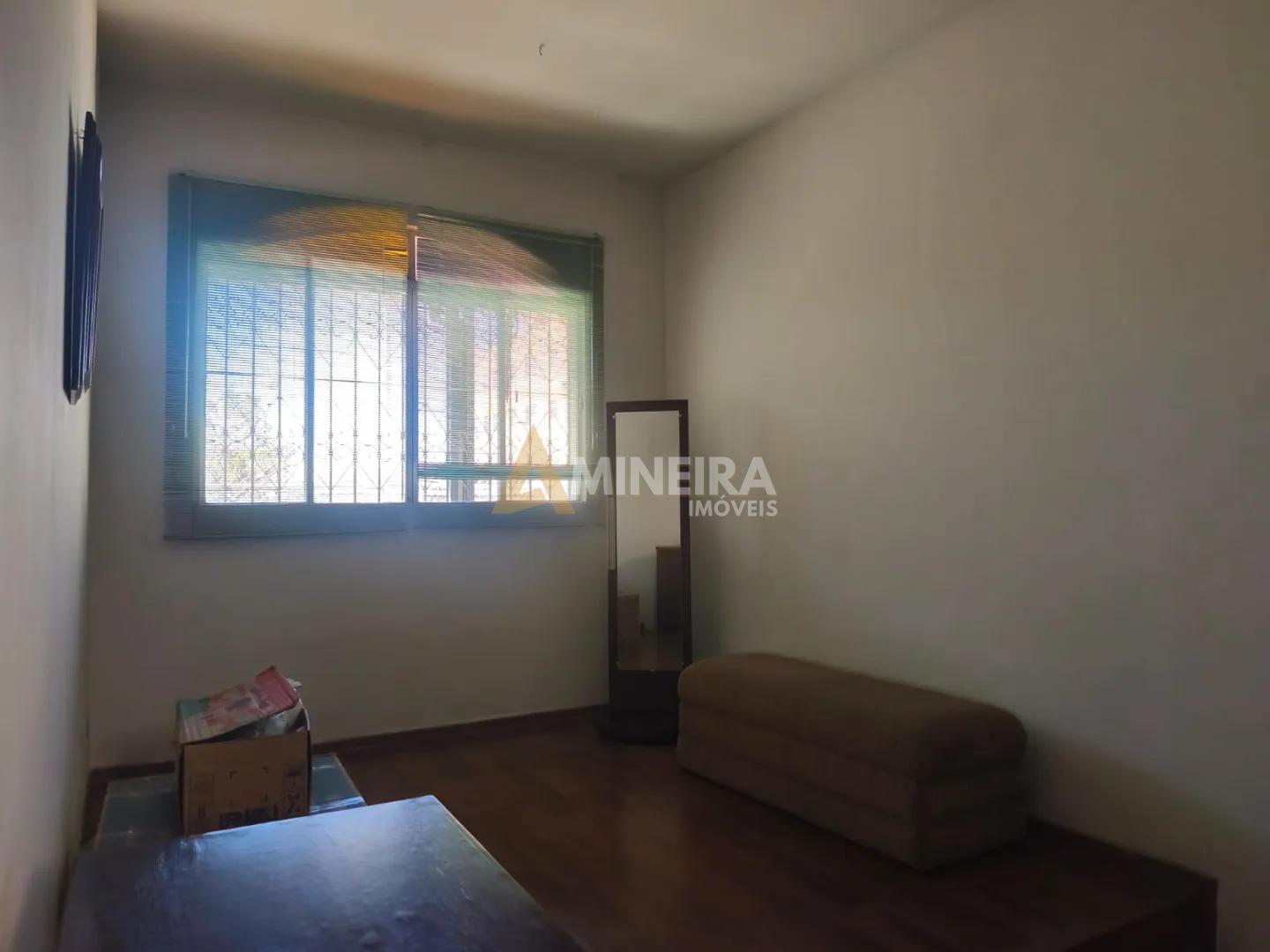 Casa a venda 3 quartos, 1 su&iacute;te, piscina e quadra-Novo Eldorado/BH Rua Jeupira Contagem - 