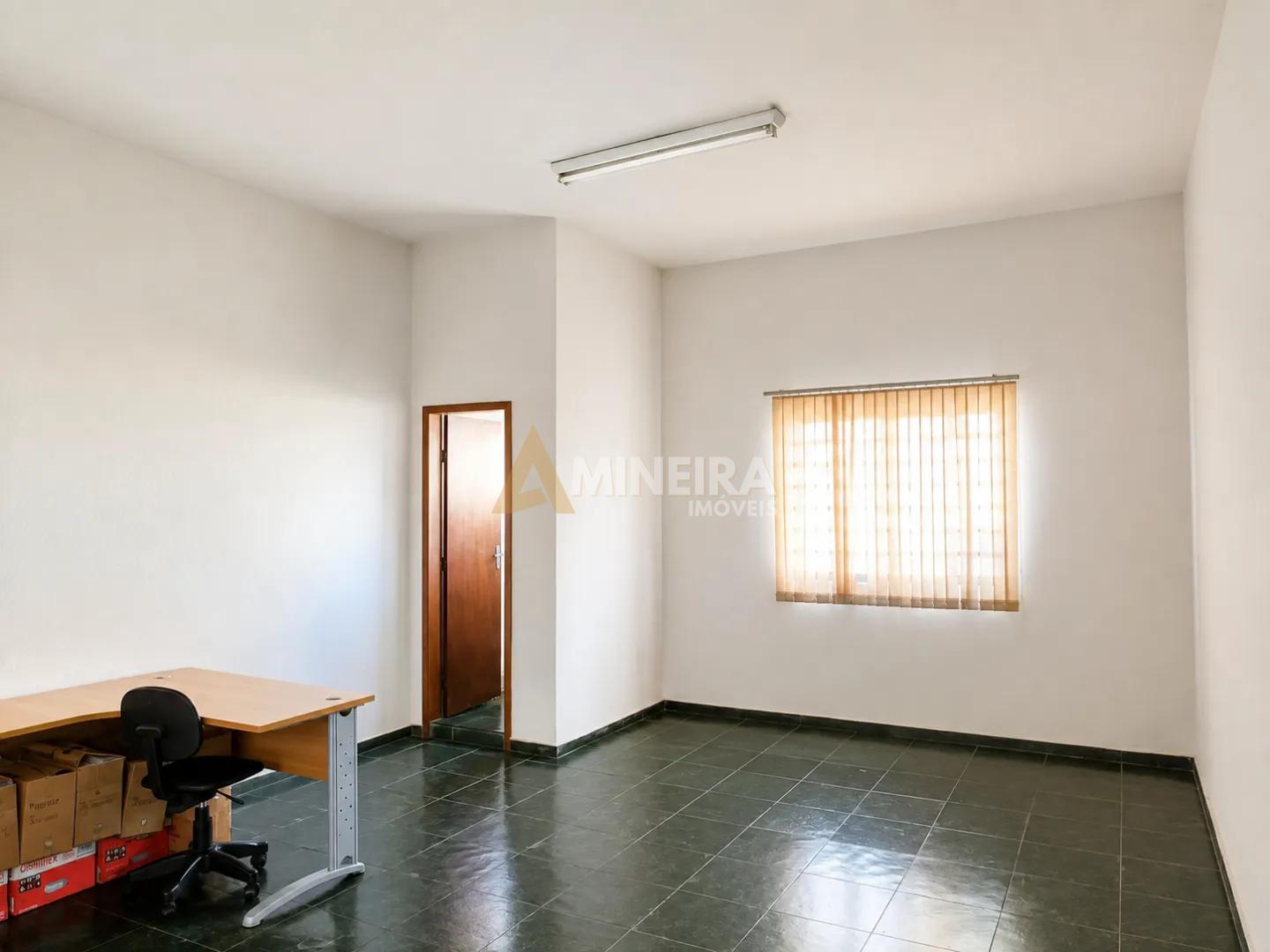 Sala a venda com banheiro, 44m&sup2; - Eldorado/Contagem Avenida Pedro Olímpio da Fonseca Contagem - 