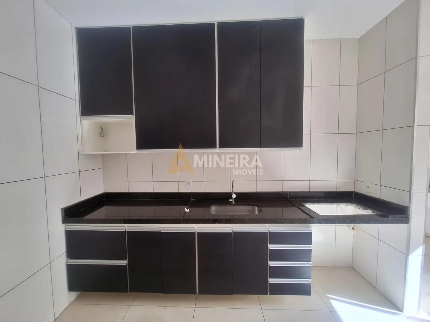 Apartamento para alugar 3 quartos com 1 su&iacute;te, 1 vaga -  Bairro Hava&iacute;/BH Rua Estrelítzia Belo Horizonte - 