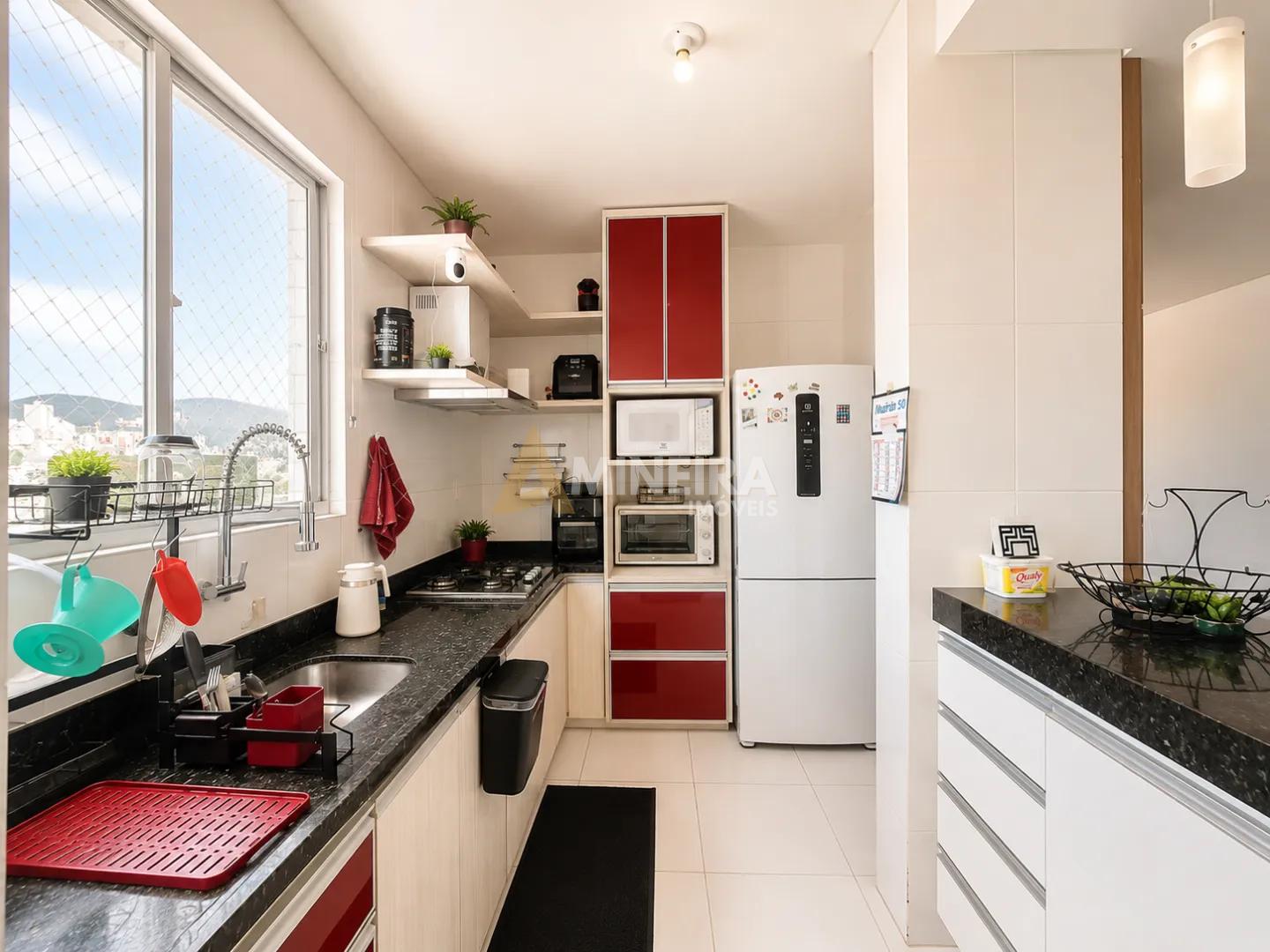 Apartamento para alugar 3 quartos com 1 su&iacute;te, 3 vagas, 98mt&sup2; -  Bairro Palmeiras/BH Rua Dona Luci Belo Horizonte - 
