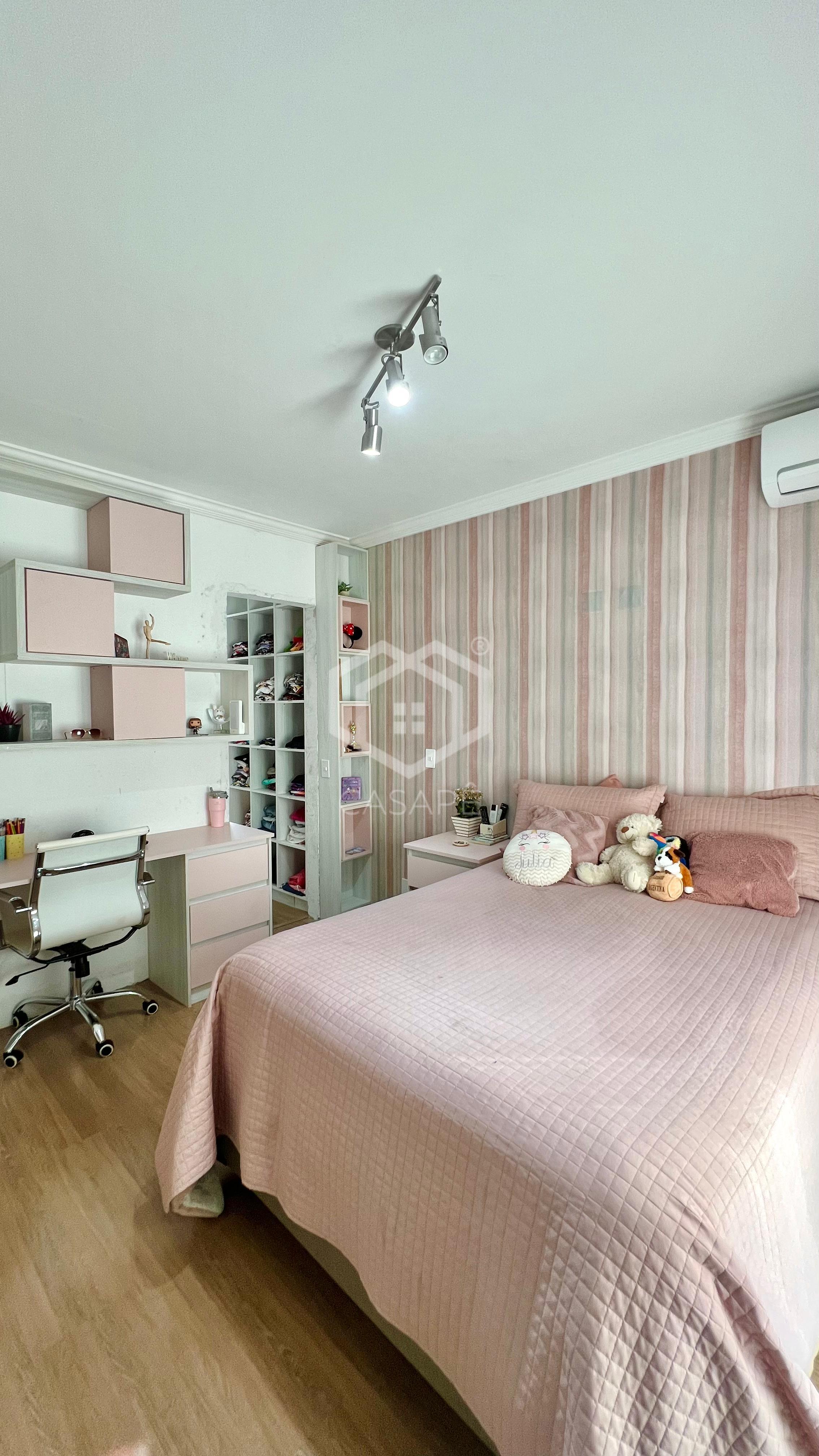 Excelente casa para sua fam&iacute;lia em Alphaville SP Alameda Sarapuí Santana de Parnaíba - 