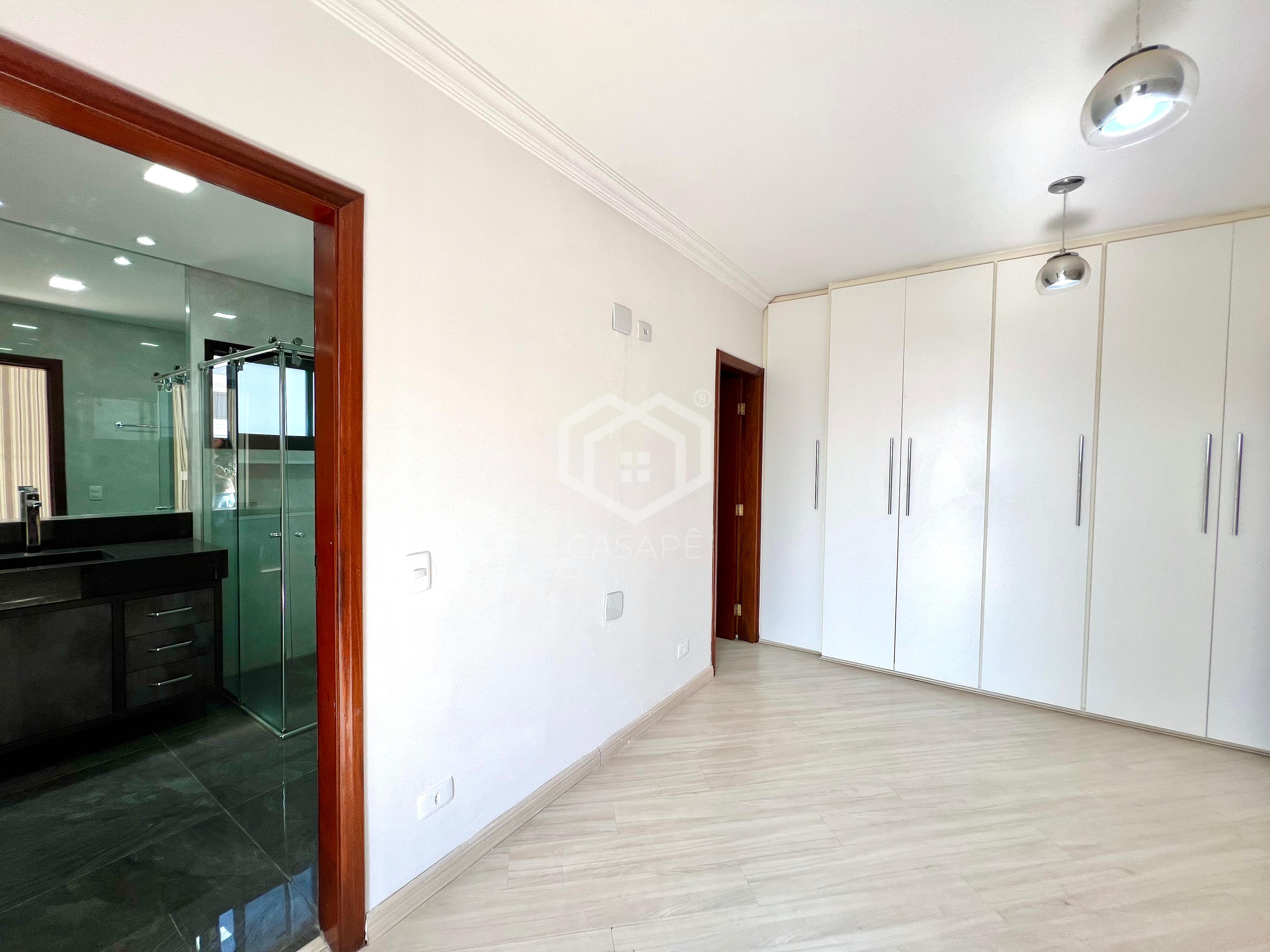 Melville - Casa Sensacional com Excelente localiza&ccedil;&atilde;o Rua Ipê Santana de Parnaíba - 