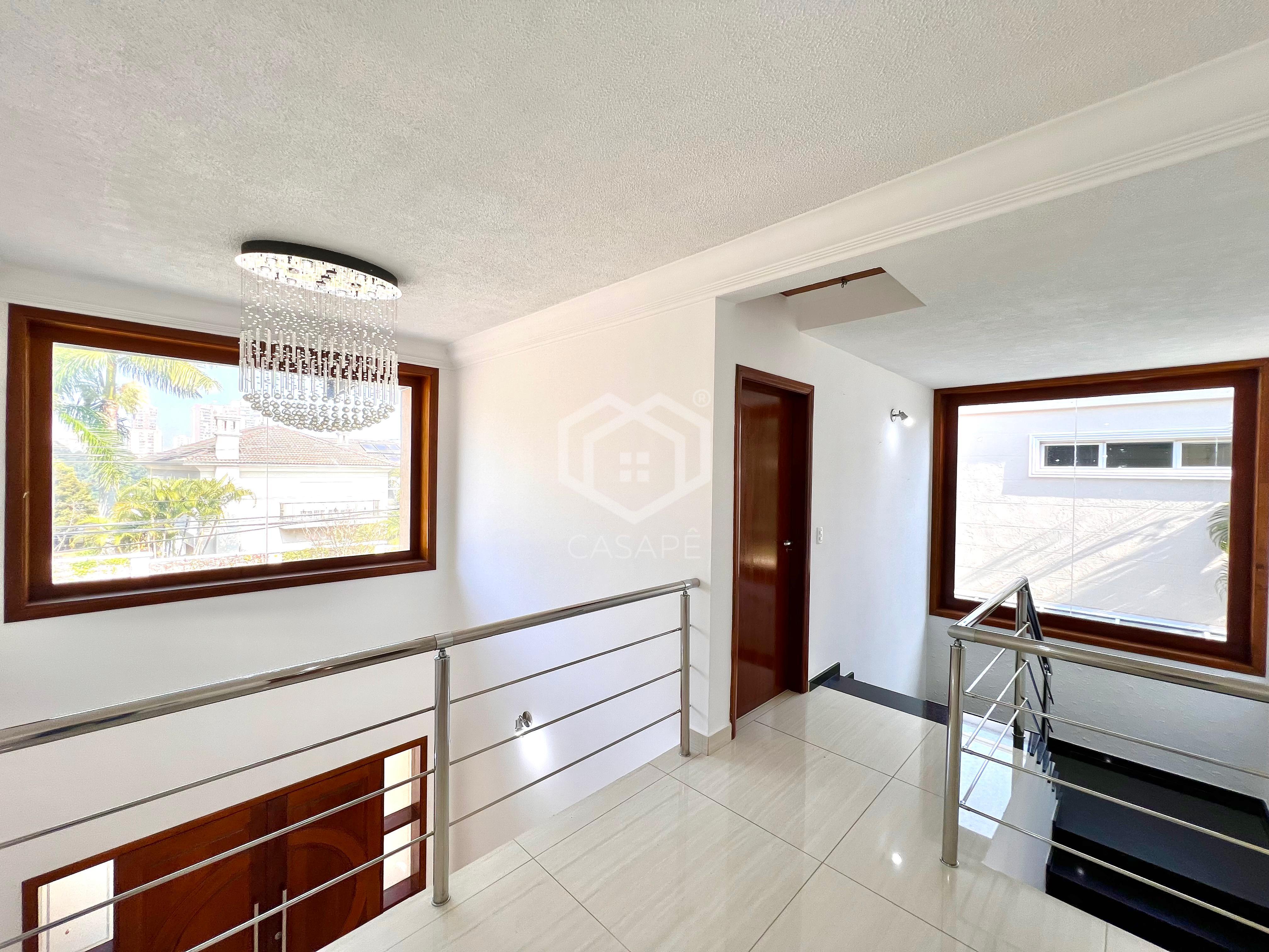 Melville - Casa Sensacional com Excelente localiza&ccedil;&atilde;o Rua Ipê Santana de Parnaíba - 