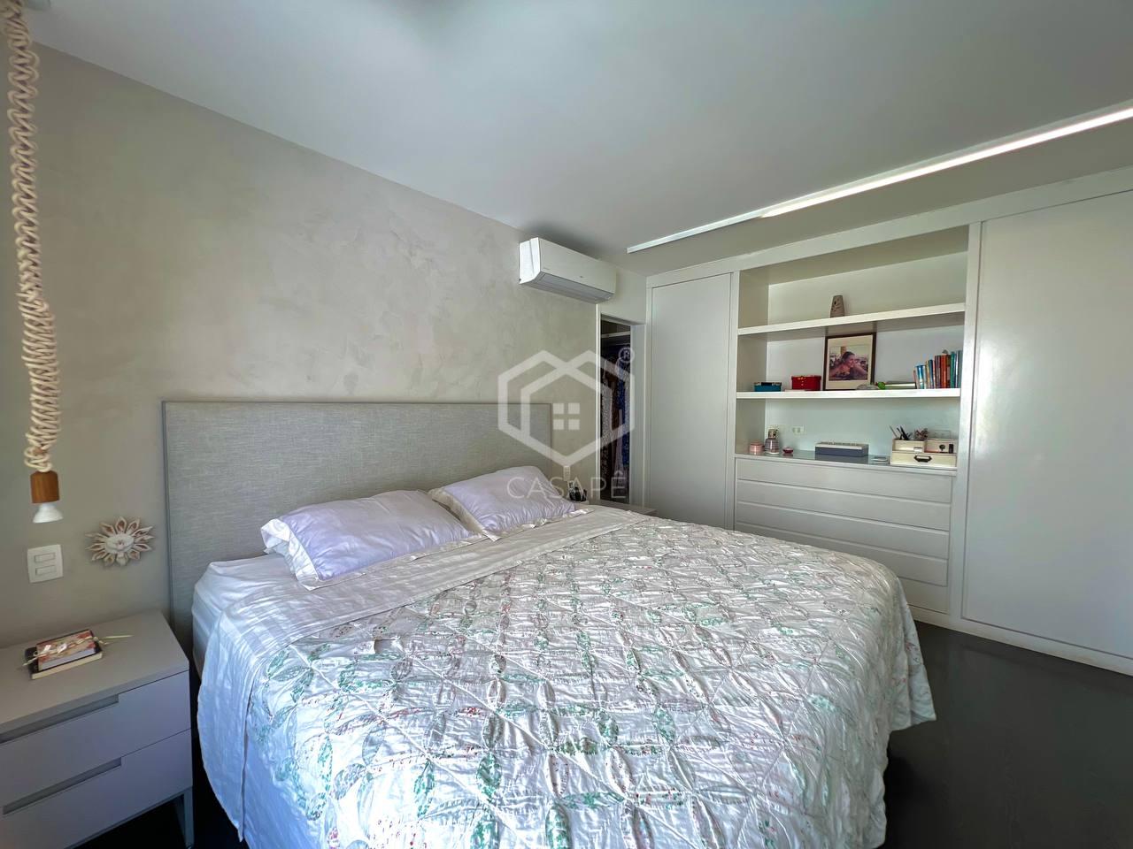 Casa linda no Alpha 2 - Reformada, &agrave; venda no cora&ccedil;&atilde;o de Alphaville Alameda Colômbia Barueri - 