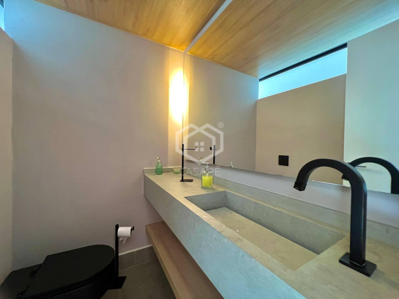 Casa linda no Alpha 2 - Reformada, &agrave; venda no cora&ccedil;&atilde;o de Alphaville Alameda Colômbia Barueri - 