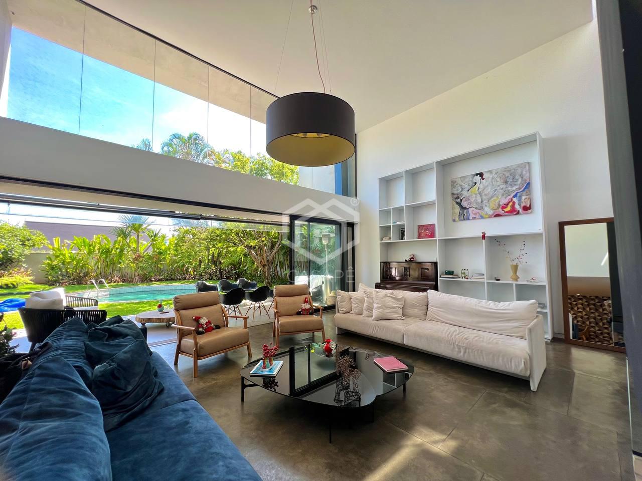 Casa linda no Alpha 2 - Reformada, &agrave; venda no cora&ccedil;&atilde;o de Alphaville Alameda Colômbia Barueri - 