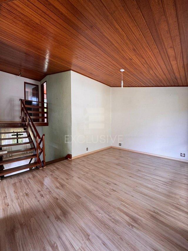 Casa com 3 dormitórios à venda, 207 m² por R$ 1.160.000- Vale dos Pinheiros- Nova Friburgo  Nova Friburgo - 