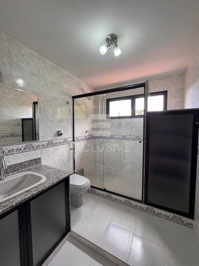 Casa com 3 dormitórios à venda, 207 m² por R$ 1.160.000- Vale dos Pinheiros- Nova Friburgo  Nova Friburgo - 