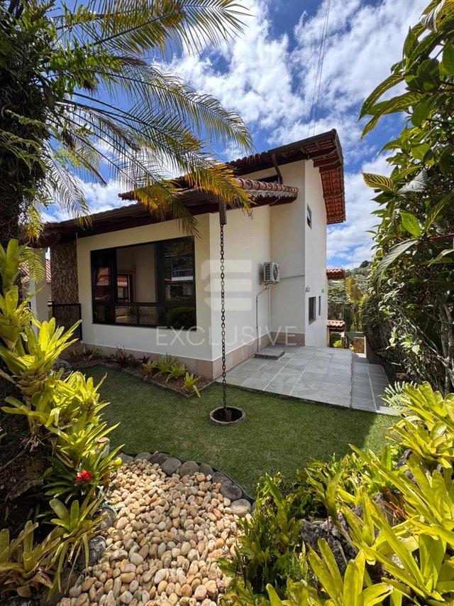 Casa com 3 dormitórios à venda, 207 m² por R$ 1.160.000- Vale dos Pinheiros- Nova Friburgo  Nova Friburgo - 