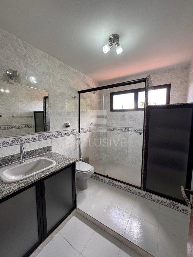 Casa com 3 dormitórios à venda, 207 m² por R$ 1.160.000- Vale dos Pinheiros- Nova Friburgo  Nova Friburgo - 