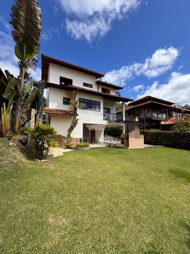 Casa com 3 dormitórios à venda, 207 m² por R$ 1.160.000- Vale dos Pinheiros- Nova Friburgo  Nova Friburgo - 