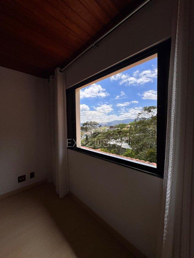 Casa com 3 dormitórios à venda, 207 m² por R$ 1.160.000- Vale dos Pinheiros- Nova Friburgo  Nova Friburgo - 