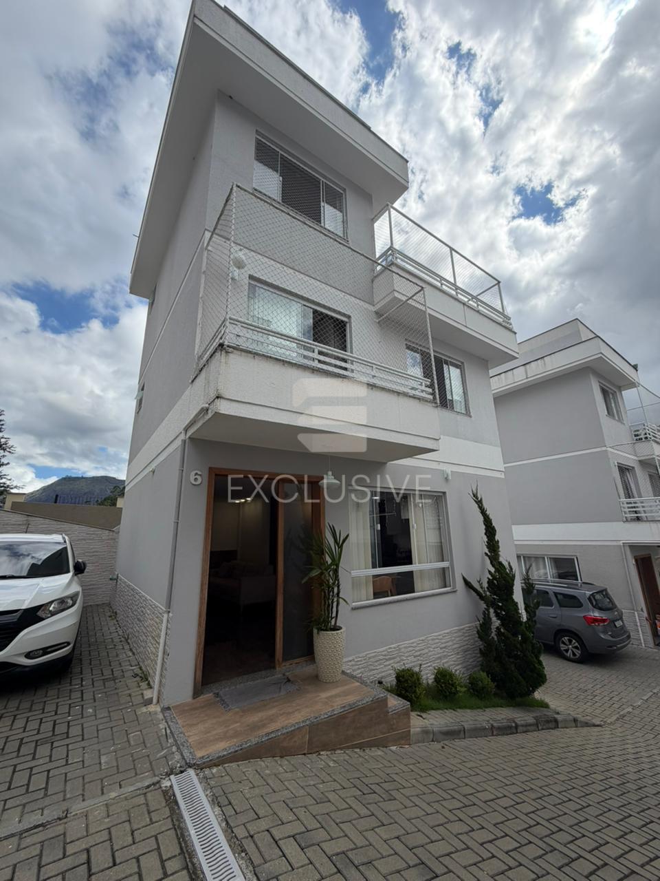 Casa com 3 dormit&oacute;rios &agrave; venda, 97,85 m&sup2; por R$ 820.000,00- Santa Elisa - Nova Friburgo/RJ Rua Comendador José Mastrângelo Nova Friburgo - 