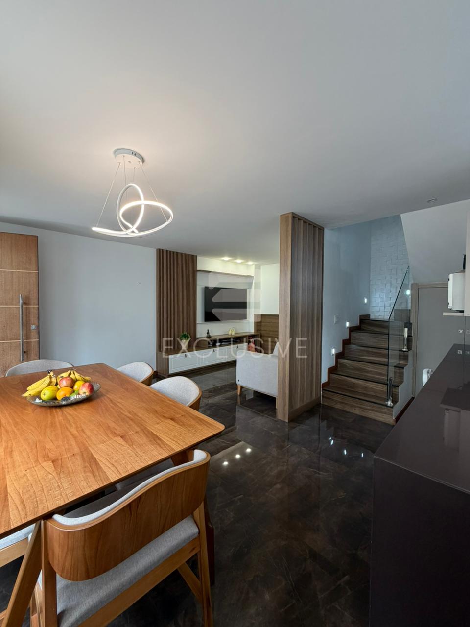 Casa com 3 dormit&oacute;rios &agrave; venda, 97,85 m&sup2; por R$ 820.000,00- Santa Elisa - Nova Friburgo/RJ Rua Comendador José Mastrângelo Nova Friburgo - 