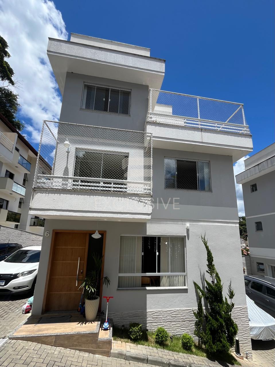 Casa com 3 dormit&oacute;rios &agrave; venda, 97,85 m&sup2; por R$ 820.000,00- Santa Elisa - Nova Friburgo/RJ Rua Comendador José Mastrângelo Nova Friburgo - 
