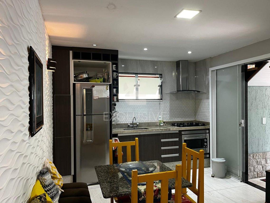 Excelente casa 3 quartos - R$520.000,00 - Sitio são Luiz - Nova Friburgo Rua Margarida Nova Friburgo - 